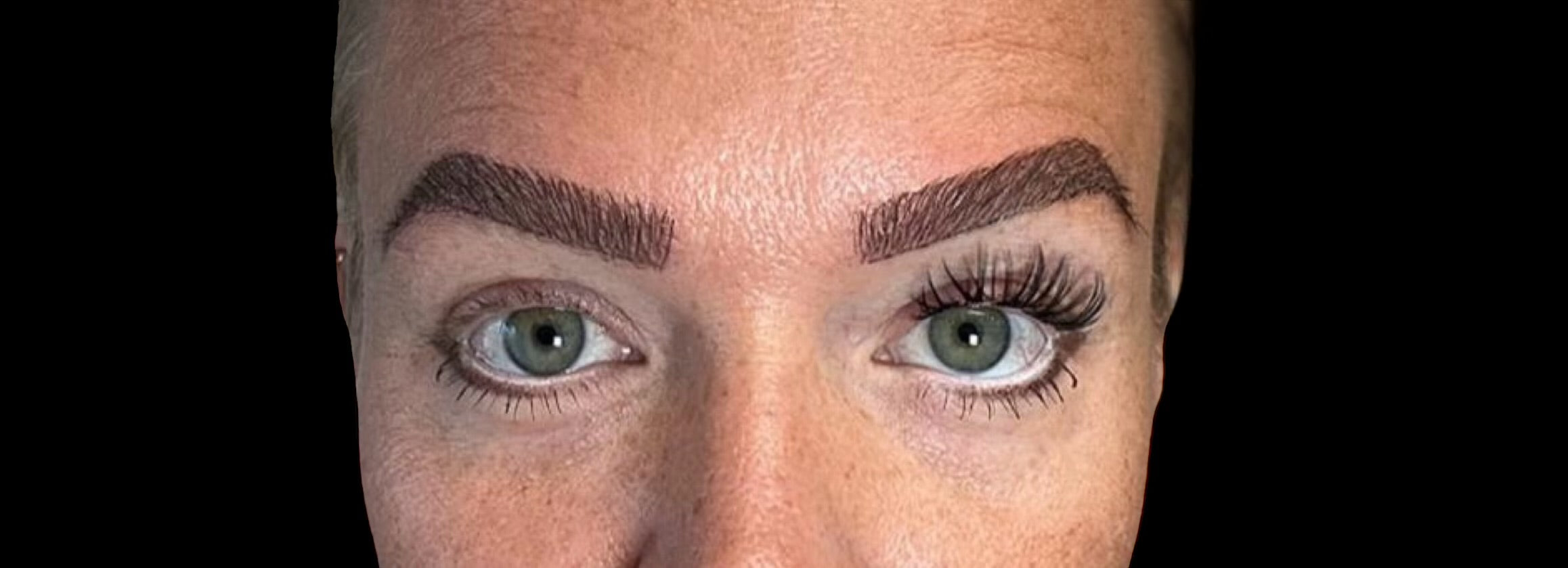 Divine Strand Lashes